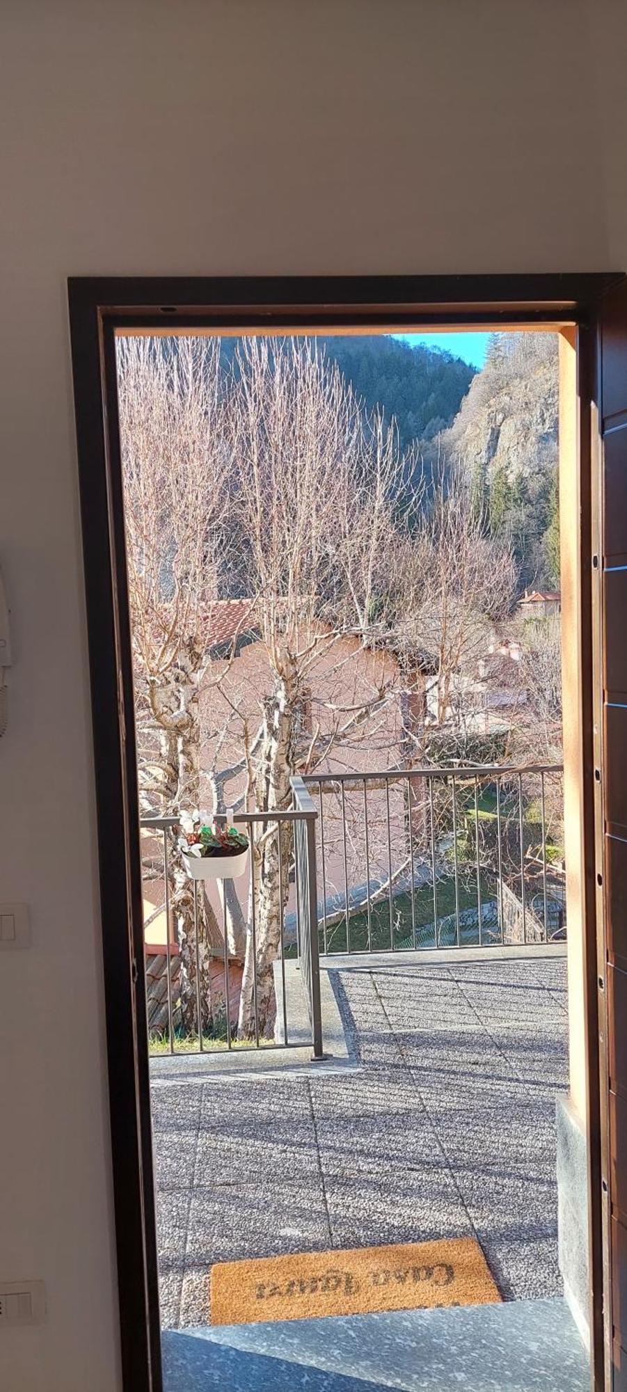 Apartamento Casa Laura Zona Bellagio Magreglio Exterior foto